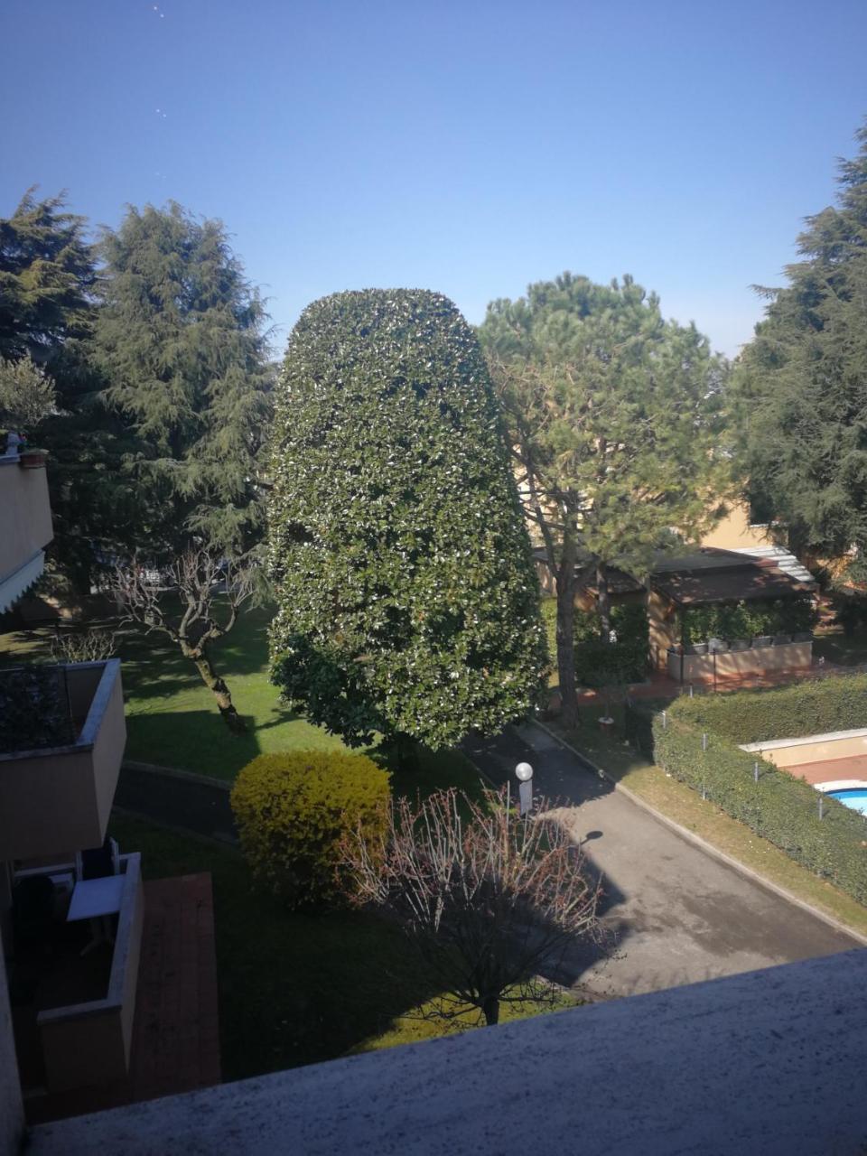 Appartamenti Massimiliano Peschiera del Garda Bagian luar foto